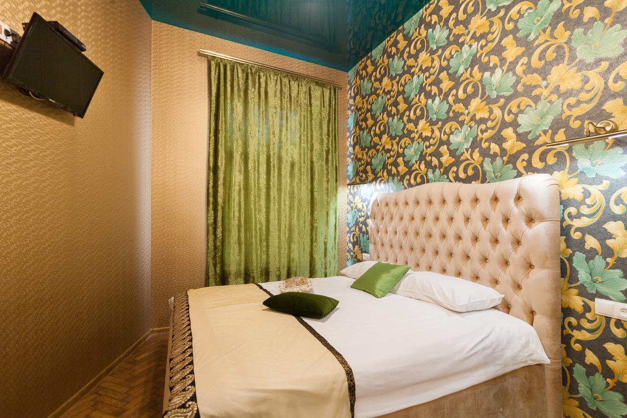 Austrian Apartments Leopolli Near Railway Station Lviv Exterior photo