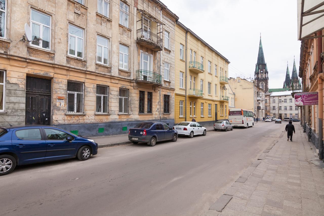 Austrian Apartments Leopolli Near Railway Station Lviv Exterior photo
